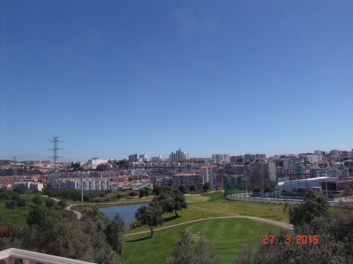 Sunny Suites Golf And Free Parking Guest House Lisboa Eksteriør billede